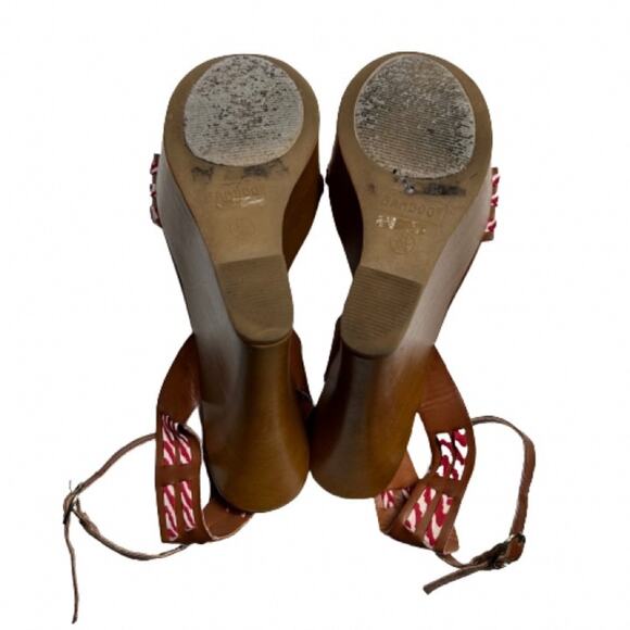 GUC Bamboo Brown with Red and White Ribbon Platform Wedge Sandals. Size 6.5 - Picture 8 of 13